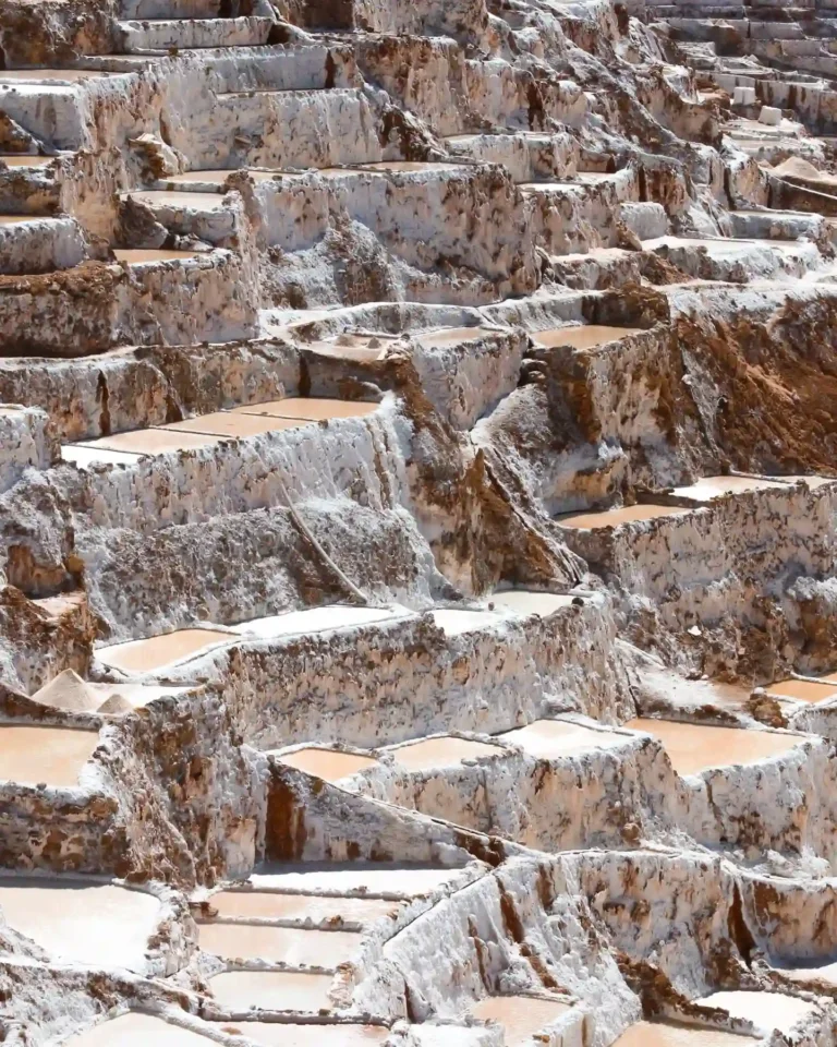 Salineras de Maras, Moray y la comunidad andina